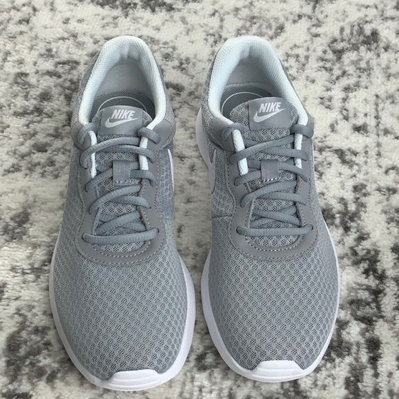 womens tanjun athletics sneakers